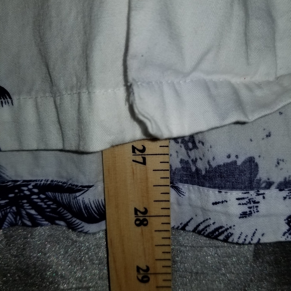 Palmwave Short Sleeve 100% Cotton Hawaiian Button Up Label Reads Size Small - Picture 12 of 12